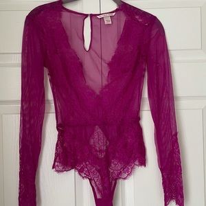 Chantilly lace long sleeve bodysuit